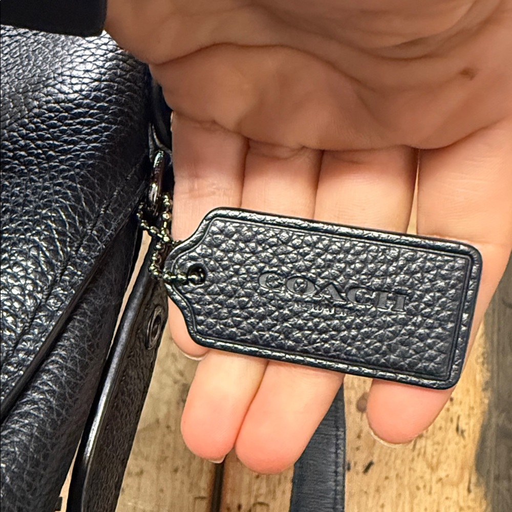 Coach Black Pebbled Leather Shoulder Bag - Picture 7 of 7